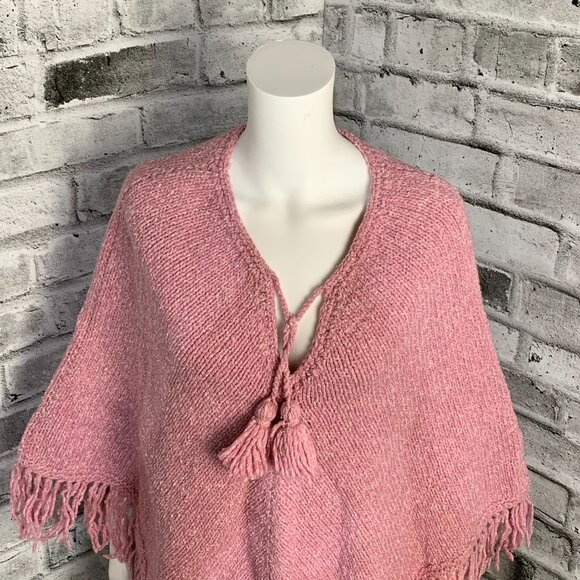 Vintage World Folk Art Pink Fringe Knit Boho Hippie Poncho Sweater - Picture 2 of 12